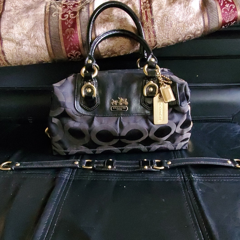 Coach leather Women's purse 👜